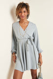 Kleid mit Bindegürtel