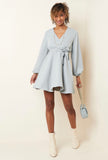 Kleid mit Bindegürtel