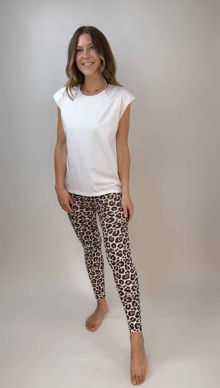 T-Shirt mit Schulterpolster