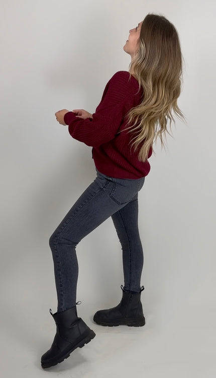 Strickjacke burgundy mit Knöpfen