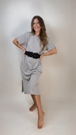 T-Shirt Kleid mit Schlitz