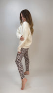 Sweater mit Good Vibes Aufdruck
