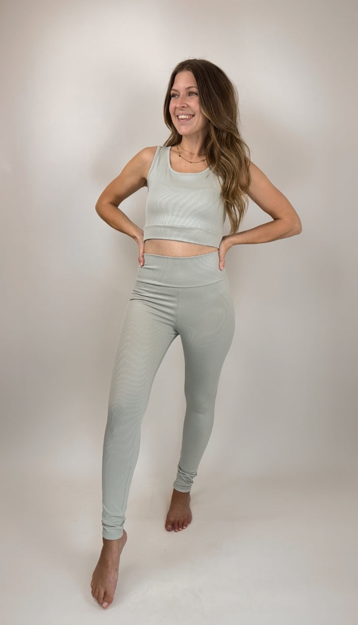 Set bestehend aus Leggings und Top